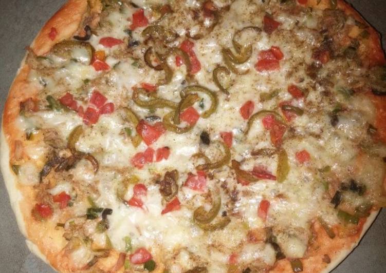 Step-by-Step Guide to Prepare Quick 🍕black pepper chicken Pizza🍕