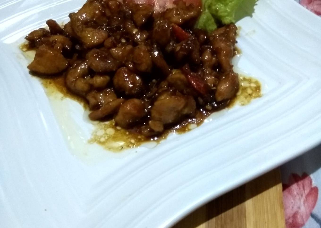Sate goreng (bistik) daging ayam