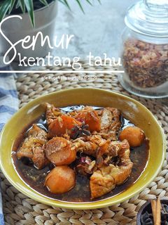Foto resep Semur kentang tahu