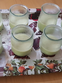 Una foto de Crema fría de melón y aguacate