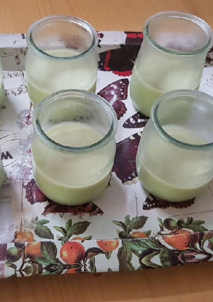 Una foto de Crema fría de melón y aguacate