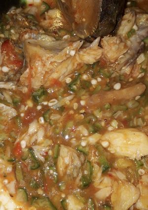 A picture of Fresh chicken okro soup.