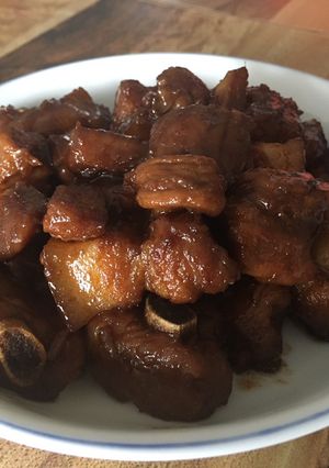 一鍋到底之 懶人鎮江骨 ——清冰箱版 的食譜成品照片