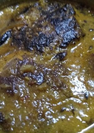 A picture of Raw banana potato kofta curry.