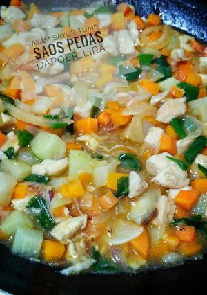 Foto resep Ayam sayur tumis saos pedas