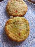 Arepas de calabacín, ají dulce y queso blanco
