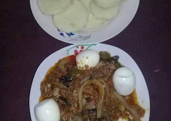 Boiling yam with fish sauce