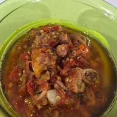 A picture of Sambal Cumi.