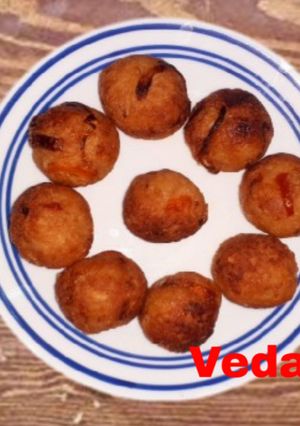A picture of Schezwan Fried Rice Balls.