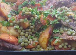Una foto de Estofado de capón al horno