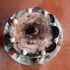 A picture of Oreo cake.
