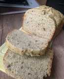 Medvehagymás olívás kenyér kenyérsütőgépben