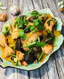 Cá hồi xào nấm