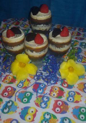 Una foto de Postre Oreo en copas