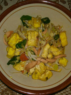 Foto resep Tumis TTS (Tauge Tahu Sosis)