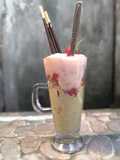228. Matcha overnight oat tropical fruits