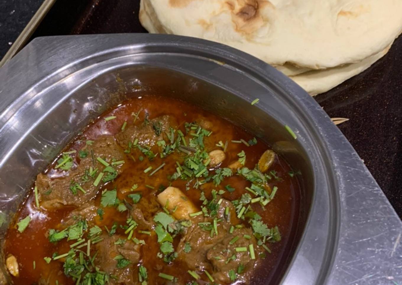 Mutton daigi qorma with tandoor