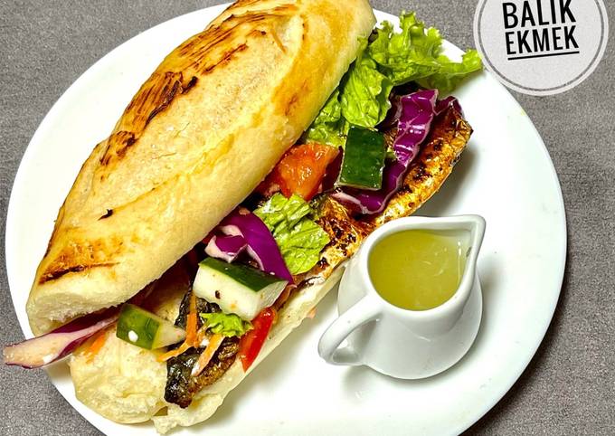 Recipe: Perfect Balik Ekmek / Turkish Fish Sandwich