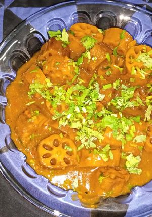 A picture of Lotus root Masala.