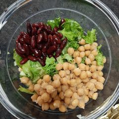 A picture of Chickpea n bean salad.