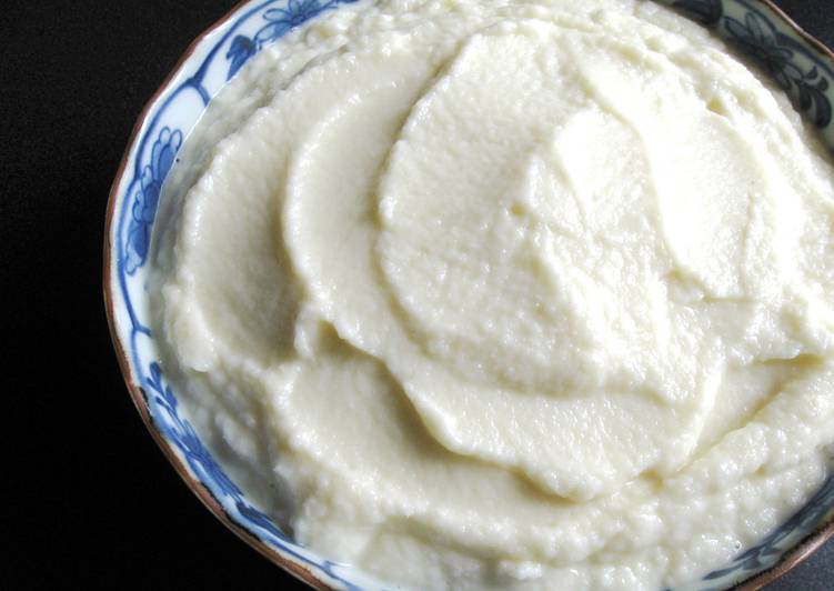 Simple Way to Make Favorite Mashed Cauliflower