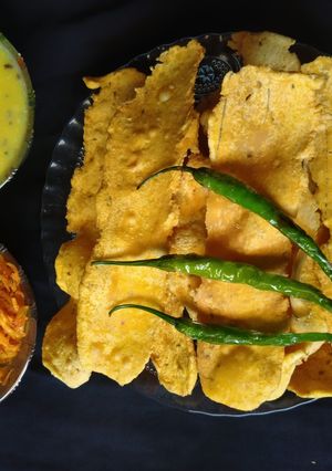 A picture of Gujarati Fafda.