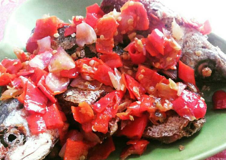 Bagaimana mengolah Ikan Kembung Balado Lezat