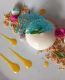Panacotta de galleta María con coulis de mandarina