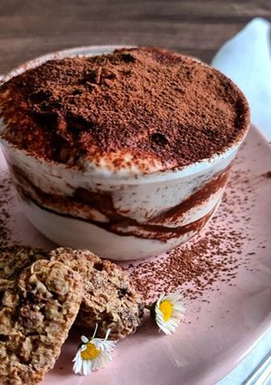 Une photo de Dessert de type tiramisu, avec yaourt et biscuits Weetabix !!!