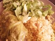 Una foto de pollo con repollo