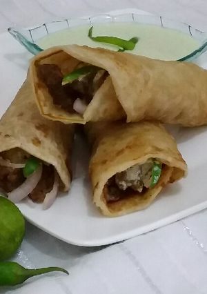 A picture of Beef Spicy Roll.