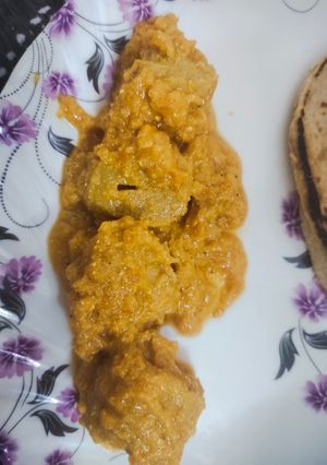 A picture of Dahi malai soya chaap.