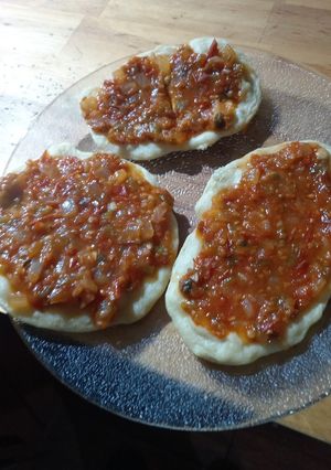 Una foto de Mini pizzas en sartén sin gluten
