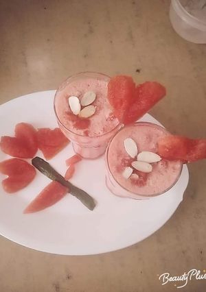 तरबूज़ का जूस(Tarbooj ka Juice recipe in hindi) रेसिपी मुख्य फोटो