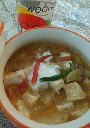 A picture of Safed paneer.