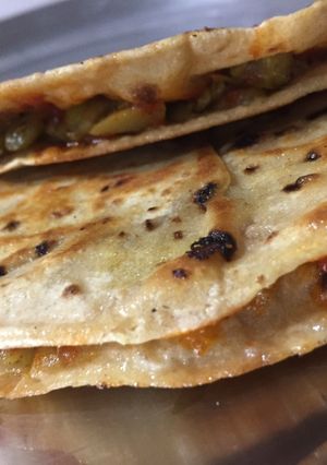 A picture of Yummy pizza tortilla.