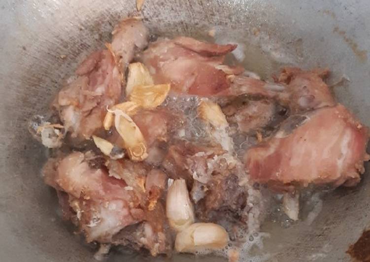Cara Gampang Membuat Ayam Goreng Bawang Putih yang Sempurna