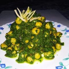 A picture of Palak Chole.
