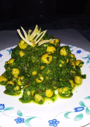 A picture of Palak Chole.