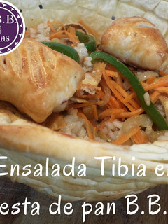 Una foto de Ensalada tibia con lentejas y verduras