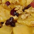 Manzanas caramelizadas con arándanos y nueces