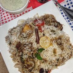 A picture of White Mutton Biryani.