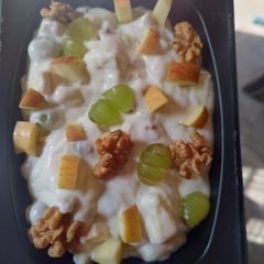 A picture of Waldorf walnut salad.