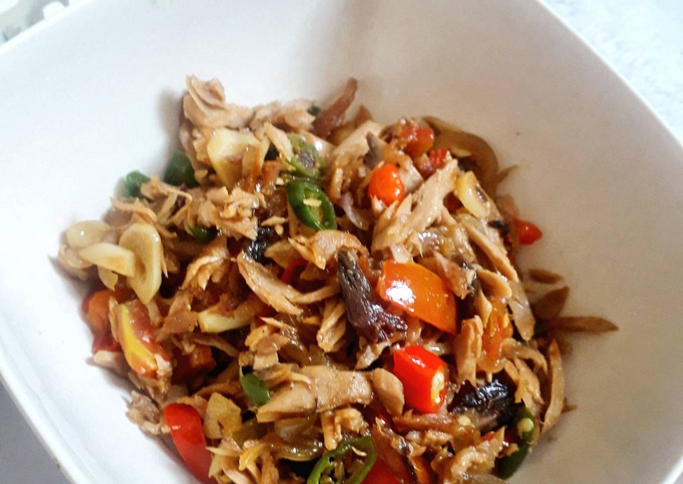 Tumis tongkol suwir endul