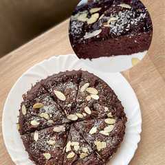 Brownie torta cukkiniből (mentesen, diétásan) 🍫❕-レシピのメイン写真
