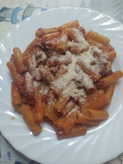 Una foto de Macarrones con chorizo
