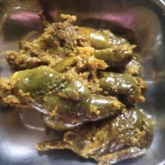 A picture of Stuffed brinjals.