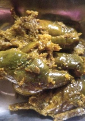 A picture of Stuffed brinjals.