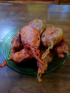 बेगुन भाजा (Begun Bhaja Recipe In Hindi) रेसिपी मुख्य फोटो
