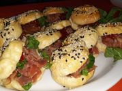Una foto de rellenos de salmon